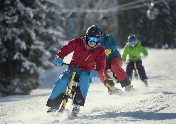 Snowbikefahrer im Skigebiet Flachau © TVB Flachau 